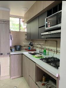 Apartamento de 3 alcobas en venta en Villa Hermosa, Medellín, 57 m² · foto 13 de 16