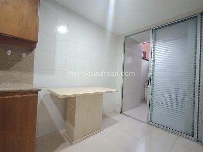 Apartamento de 3 alcobas en venta en Laureles, Medellín, 132 m² · foto 12 de 20