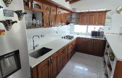 Casa de 5 alcobas en venta en Bolivariana, Medellín, 212 m² · foto 5 de 20