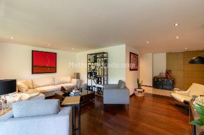 Apartamento en venta en El Poblado, Medellín · foto 4 de 20
