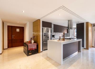 Apartamento en venta en El Poblado, Medellín · foto 9 de 20