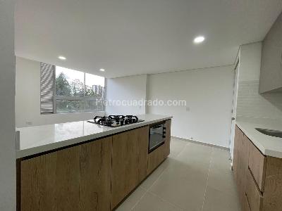 Apartamento de 2 alcobas en venta en Tranvia, Rionegro, 51 m² · foto 3 de 20