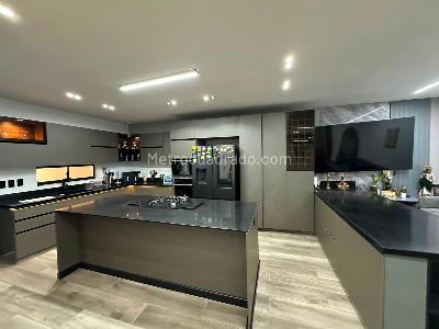 Casa de 3 alcobas en venta en Rionegro, Rionegro, 128 m² · foto 2 de 14