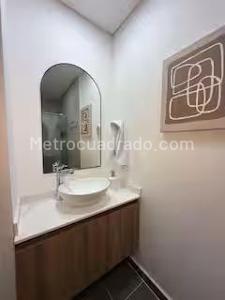 Apartaestudio en venta en Laureles Las Acacias, Medellín, 54 m² · foto 18 de 18