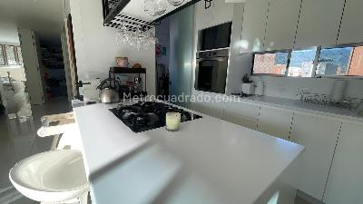 Apartamento de 3 alcobas en venta en Laureles, Medellín, 105 m² · foto 5 de 12