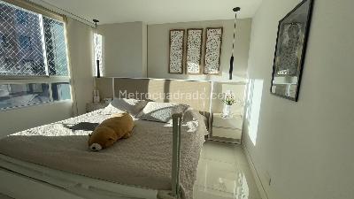Apartamento de 3 alcobas en venta en Laureles, Medellín, 105 m² · foto 9 de 12