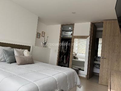 Apartamento de 2 alcobas en venta en Barro Blanco, Rionegro, 67 m² · foto 3 de 15
