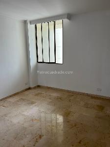 Apartamento de 2 alcobas en venta en El Poblado, Medellín, 125 m² · foto 14 de 20