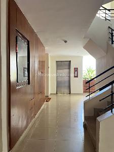 Apartamento de 3 alcobas en venta en Cristales, Cali, 125 m² · foto 17 de 20