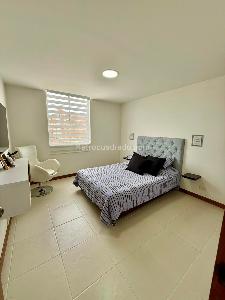 Apartamento de 2 alcobas en venta en Rionegro, Rionegro, 74 m² · foto 6 de 9