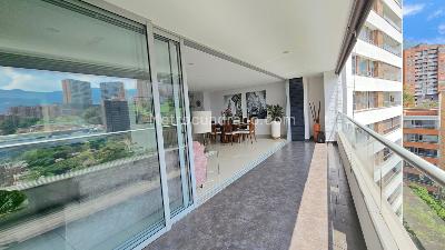 Apartamento de 3 alcobas en venta en Envigado, Medellín, 169 m² · foto 2 de 20
