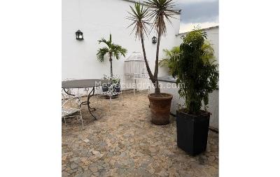 Casa de 5 alcobas en venta en Estadio, Medellín, 252 m² · foto 11 de 15