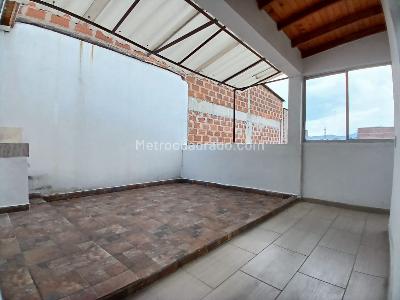 Apartamento en venta en Itagui, Itagüí · foto 10 de 18