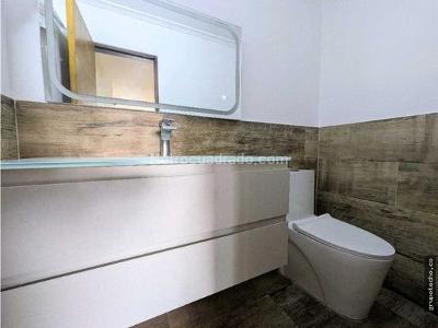 Casa de 5 alcobas en venta en Poblado Los Balsos, Medellín, 261 m² · foto 16 de 20