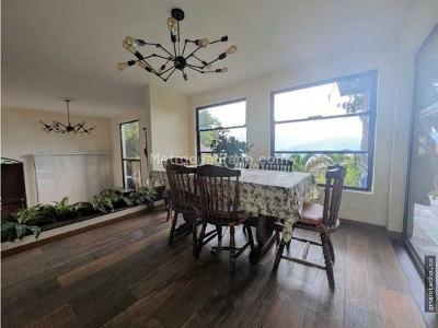 Casa de 5 alcobas en venta en Poblado Los Balsos, Medellín, 261 m² · foto 17 de 20