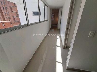 Apartamento de 3 alcobas en venta en Laurele, Medellín, 140 m² · foto 9 de 18