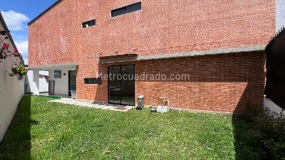 Casa de 4 alcobas en venta en Rionegro, Rionegro, 240 m² · foto 2 de 20