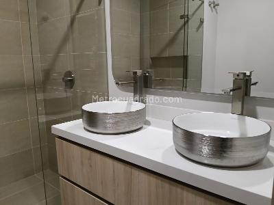 Apartamento de 3 alcobas en venta en Conquistadores, Medellín, 110 m² · foto 12 de 20