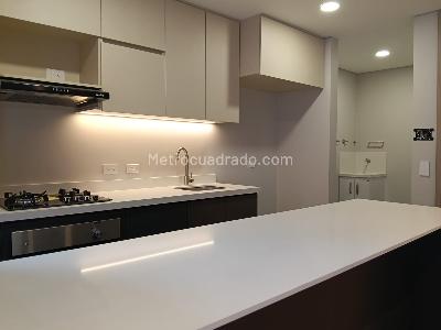 Apartamento de 3 alcobas en venta en Conquistadores, Medellín, 110 m² · foto 4 de 20