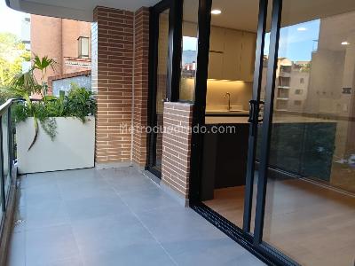 Apartamento de 3 alcobas en venta en Conquistadores, Medellín, 110 m² · foto 6 de 20