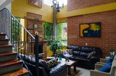 Casa de 5 alcobas en venta en La Doctora, Sabaneta, 259 m² · foto 3 de 13