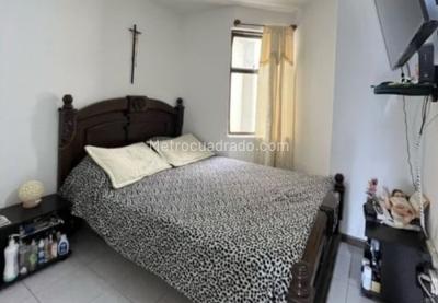 Apartamento en venta en Buenos Aires, Medellín · foto 8 de 14