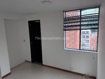 Apartamento de 4 alcobas en venta en La Castellana, Medellín, 100 m² · foto 6 de 16