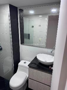 Apartamento de 4 alcobas en venta en La Castellana, Medellín, 100 m² · foto 10 de 16