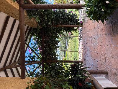 Casa de 5 alcobas en venta en El Higueron, Rionegro, 300 m² · foto 2 de 12