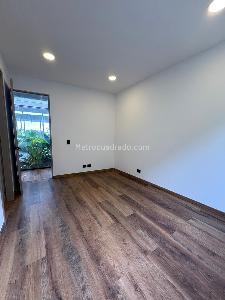 Casa de 3 alcobas en venta en Envigado, Envigado, 316 m² · foto 11 de 20