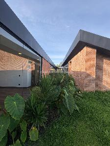 Casa de 3 alcobas en venta en Envigado, Envigado, 316 m² · foto 2 de 20