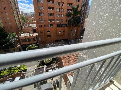 Apartamento de 2 alcobas en venta en Boston, Medellín, 42 m² · foto 15 de 16