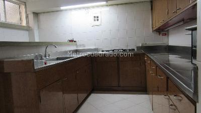 Apartamento de 4 alcobas en venta en Estadio, Medellín, 158 m² · foto 11 de 20