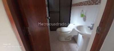 Casa en venta en Villa Hermosa, Medellín, 315 m² · foto 17 de 20
