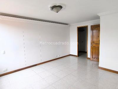 Apartamento de 3 alcobas en venta en Laureles, Medellín, 107 m² · foto 10 de 19