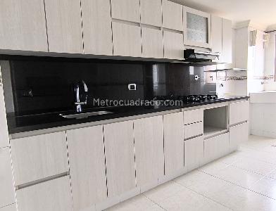 Apartamento de 3 alcobas en venta en Laureles, Medellín, 107 m² · foto 16 de 19