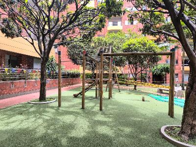 Apartamento de 3 alcobas en venta en Laureles, Medellín, 107 m² · foto 5 de 19