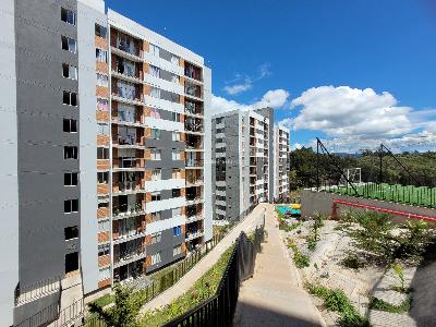 Apartamento de 3 alcobas en venta en El Porvenir, Rionegro, 49 m² · foto 2 de 20