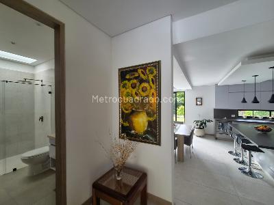 Casa de 3 alcobas en venta en Llanogrande, Rionegro, 236 m² · foto 3 de 20