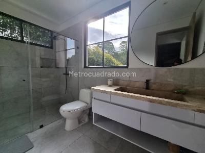 Casa de 3 alcobas en venta en Llanogrande, Rionegro, 236 m² · foto 14 de 20