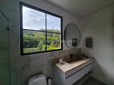 Casa de 3 alcobas en venta en Llanogrande, Rionegro, 236 m² · foto 15 de 20
