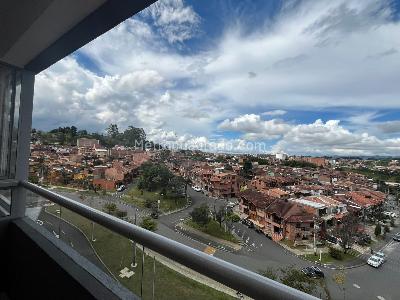 Apartamento de 3 alcobas en venta en Rionegro, Rionegro, 92 m² · foto 2 de 20