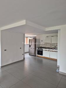 Apartamento de 3 alcobas en venta en El Poblado, Medellín, 145 m² · foto 1 de 7