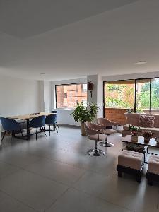 Apartamento de 3 alcobas en venta en El Poblado, Medellín, 145 m² · foto 5 de 7