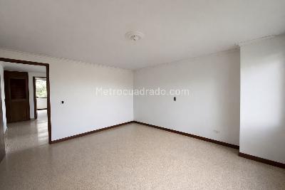 Apartamento de 4 alcobas en venta en El Poblado, Medellín, 136 m² · foto 3 de 12