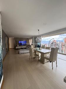 Apartamento de 2 alcobas en venta en Alejandria, Medellín, 110 m² · foto 2 de 9