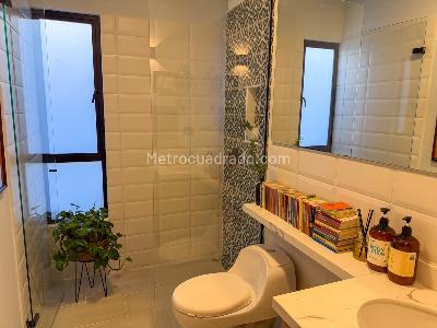 Casa de 5 alcobas en venta en Alto Del Escobero, Medellín, 350 m² · foto 6 de 20