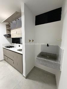 Apartamento de 1 alcoba en venta en Loma Del Escobero, Envigado, 64 m² · foto 6 de 8