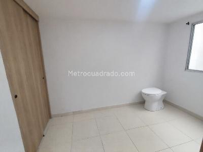 Casa de 4 alcobas en venta en San Gabriel, Bello, 65 m² · foto 7 de 16