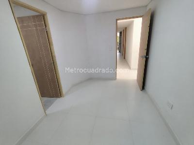 Casa de 4 alcobas en venta en San Gabriel, Bello, 65 m² · foto 8 de 16
